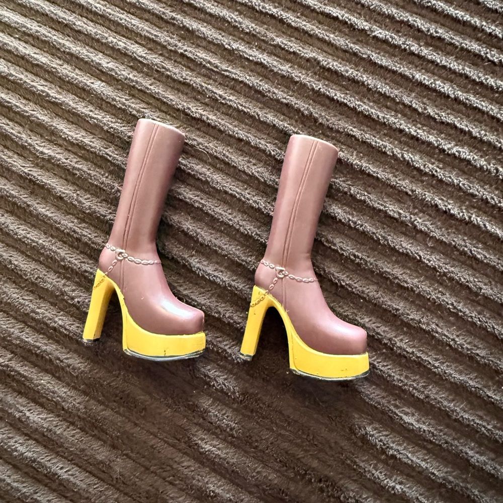 Bratz Boots